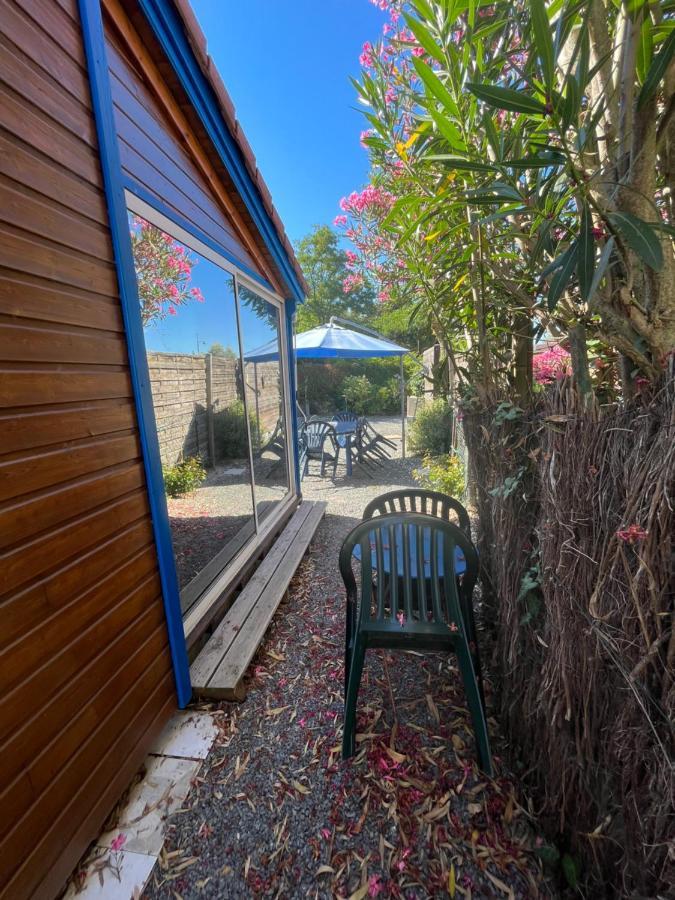 Chalet Agreable En Bord En De Mer. Le Port-des-Barques Exterior photo
